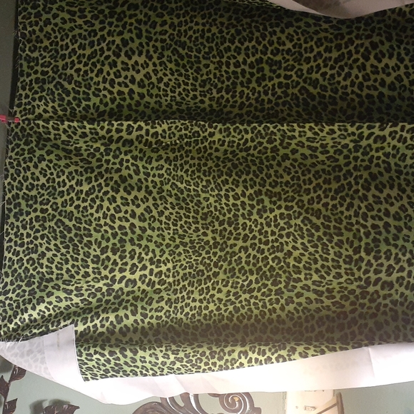 Animal print fabric - Picture 2 of 8